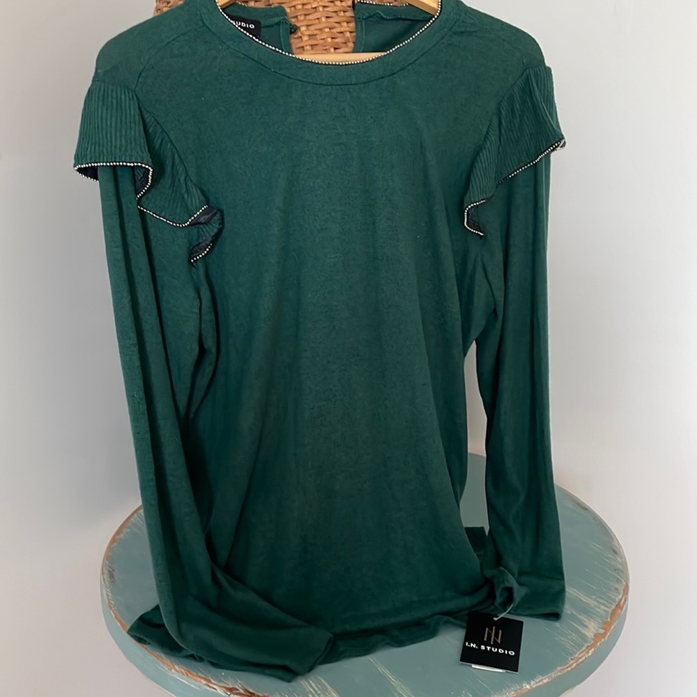 I.N. Studios Top